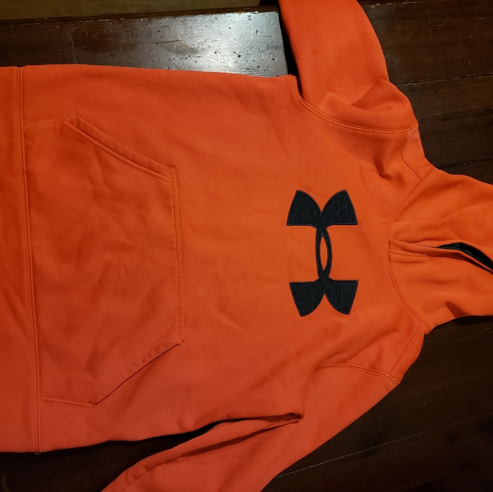 Under Armour Hoodie